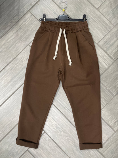 pantalone con elastico