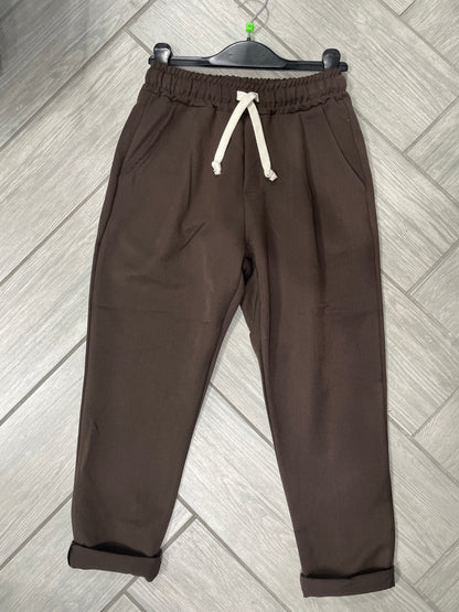 pantalone con elastico